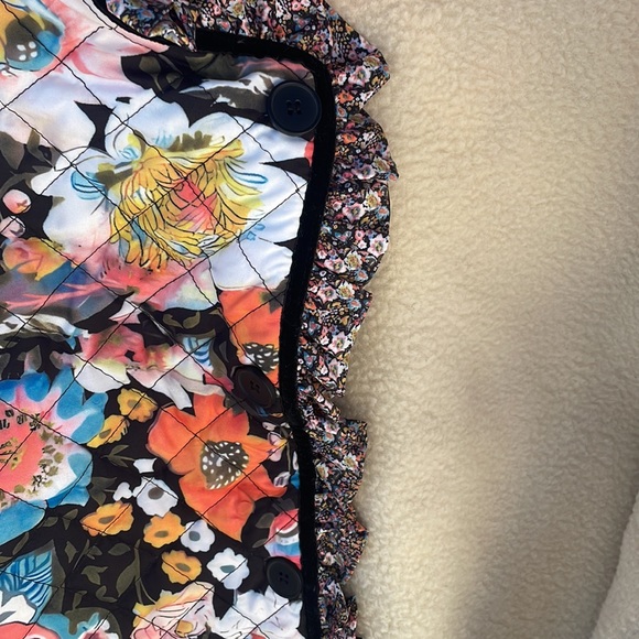 COPY - #27 Sherpa lined floral flower ruffled oversized bohemian coat boho mult… - Picture 8 of 8